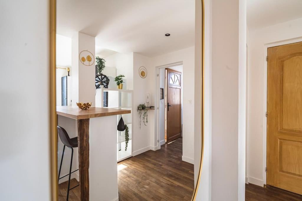 Apartamento La "Taniere" Pour 6 Personnes Isles-sur-Suippe Exterior foto