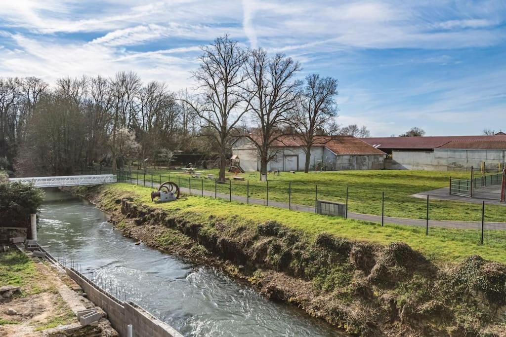 Apartamento La "Taniere" Pour 6 Personnes Isles-sur-Suippe Exterior foto